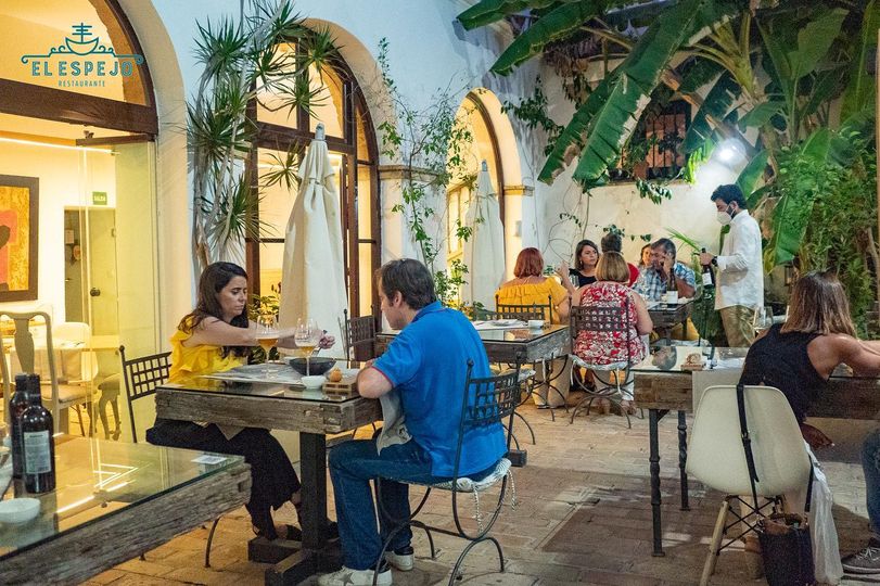 El espejo gastro bar sanlucar